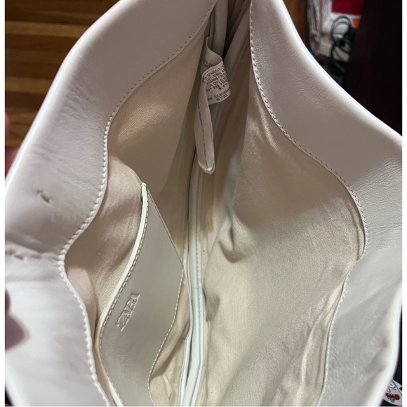 ZARA ~ HALF MOON LEATHER CROSSBODY BAG (NWT) - Picture 5 of 12